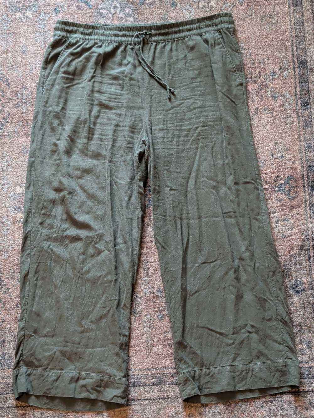 Time and Tru Wide-Leg Drawstring Pants - Olive